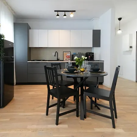 Maria - Modern With Parking And Workspace * Bucarest