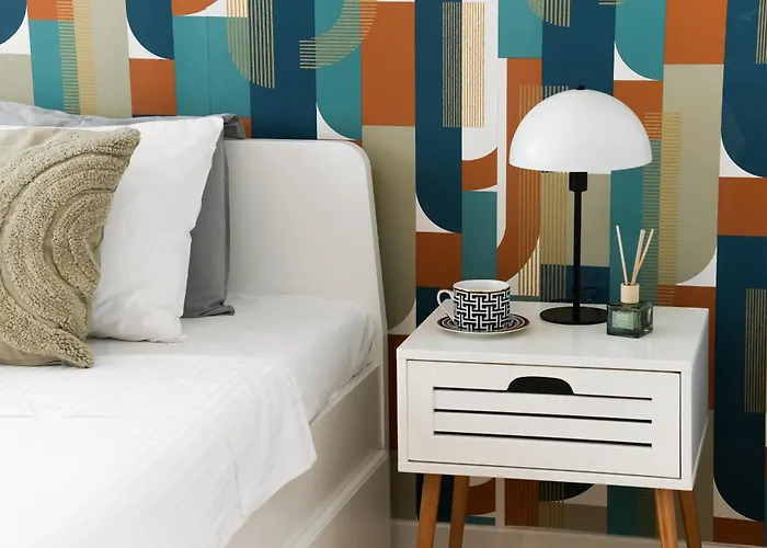 Maria - Modern With Parking And Workspace *