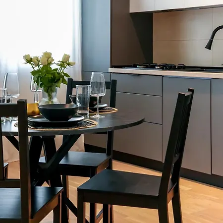 Apartment Maria - Modern With Parking And Workspace