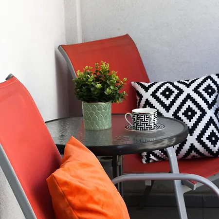 Apartment Maria - Modern With Parking And Workspace *