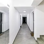 Maria - Modern With Parking And Workspace Appartamento