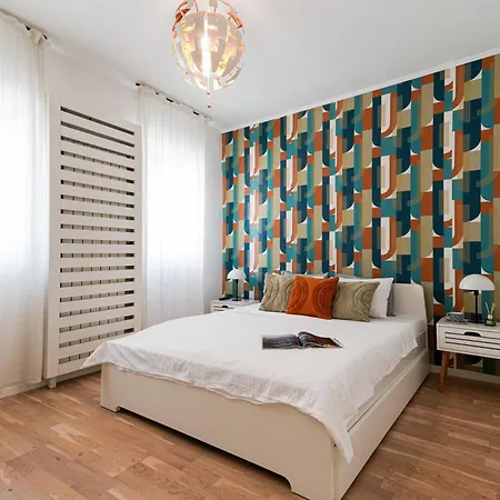 Maria - Modern With Parking And Workspace Boekarest