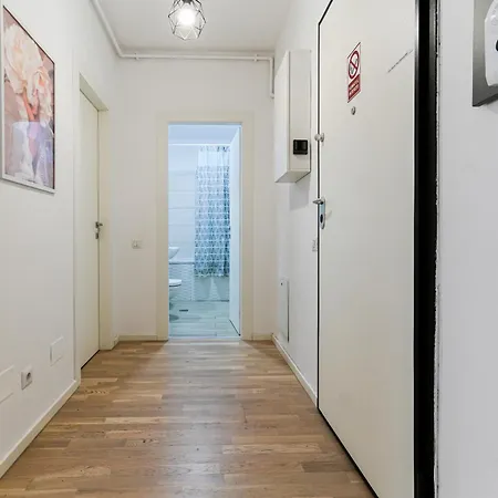 Maria - Modern With Parking And Workspace 公寓 布加勒斯特