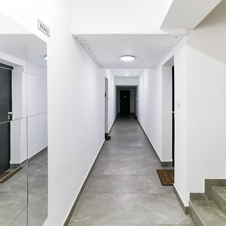 Maria - Modern With Parking And Workspace 公寓