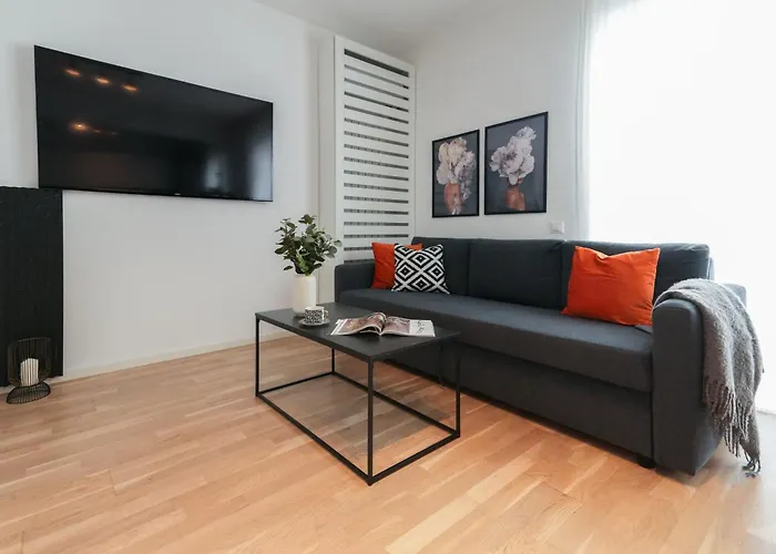 Maria - Modern With Parking And Workspace * Bukarest